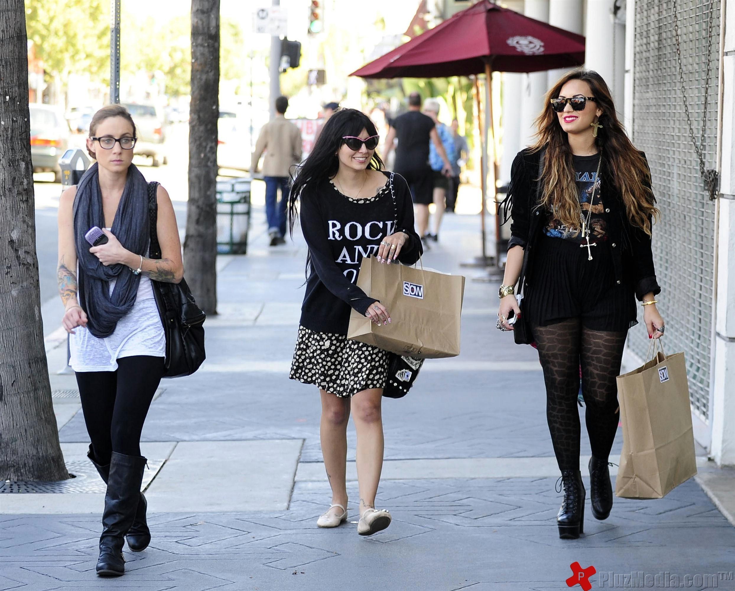 Demi Lovato shopping at Slow Boutique on Melrose Avenue | Picture 96799